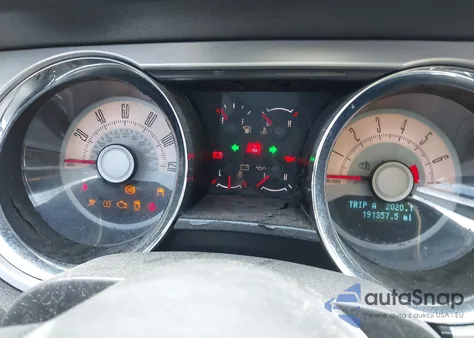 2010 Ford Mustang из США, поврежденный, VIN 1ZVBP8AN0A5156120